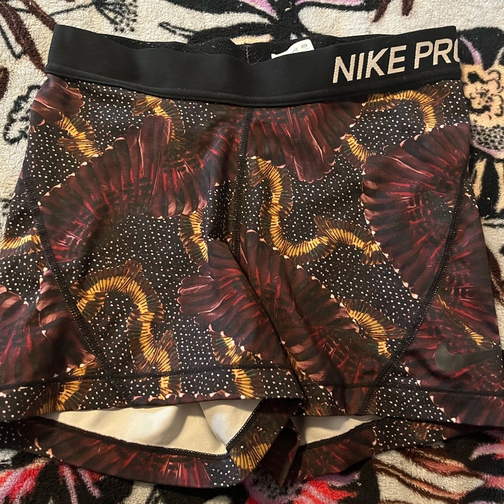 Nike Pro